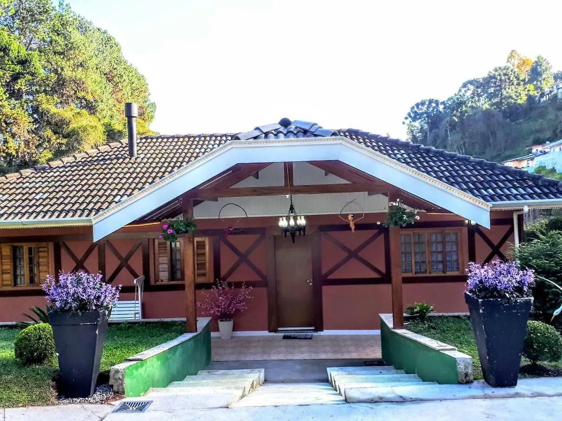 Casa de Férias Casa Do Bosque Vila Campos do Jordão